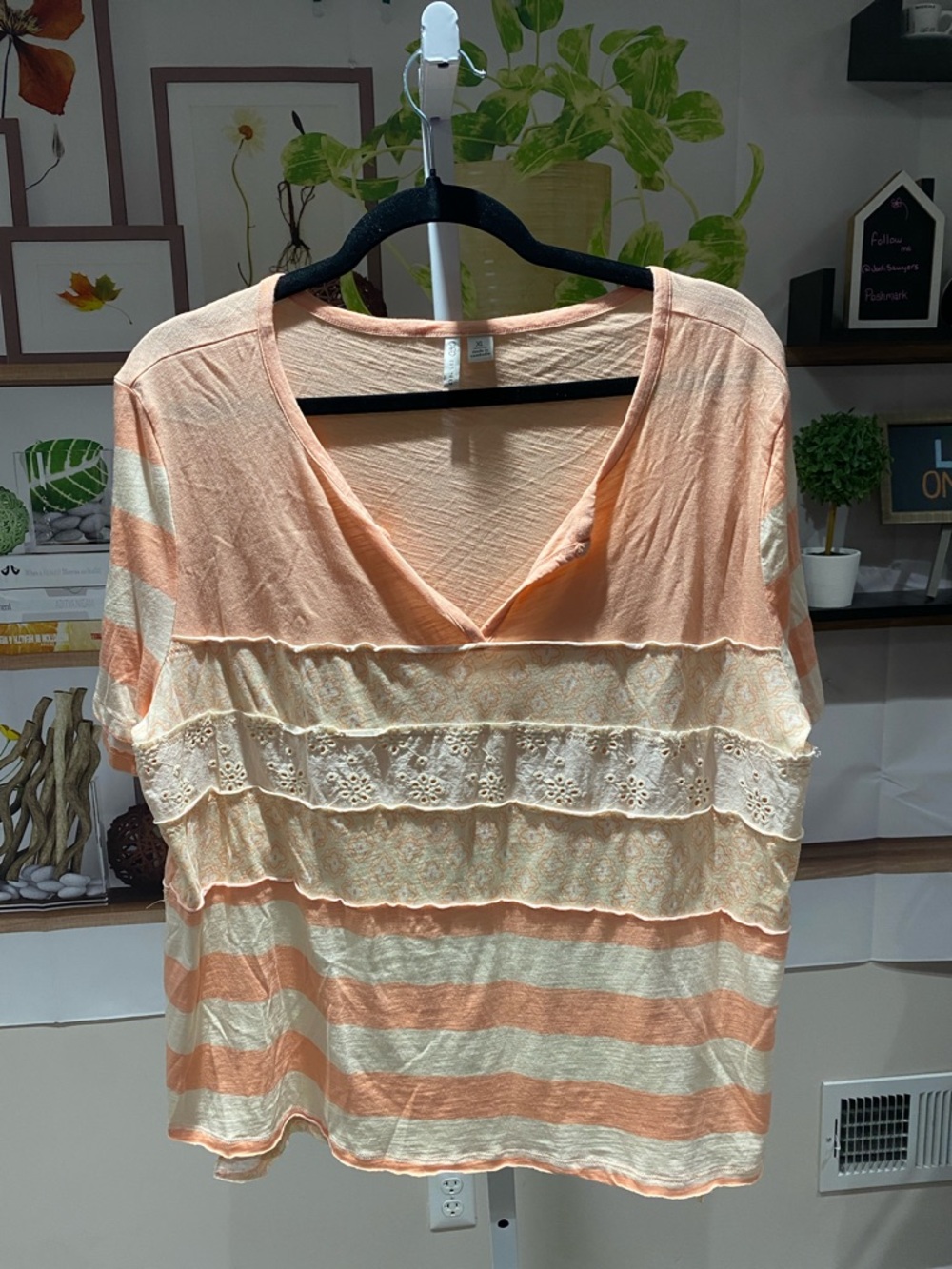 Cato Peach Scoop Neck Top size XL. Ptp is 23.